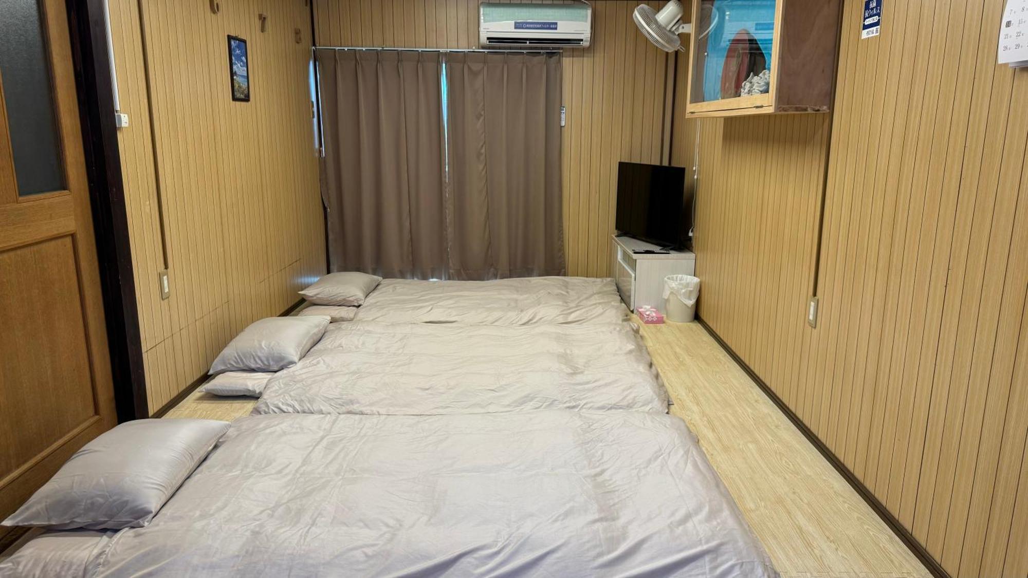 Okinawa Naha Jinjin -沖縄伝統体験型宿じんじん- Exterior foto